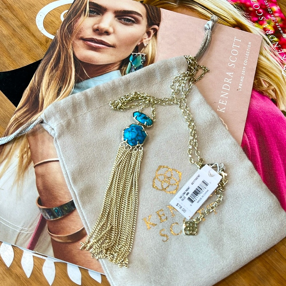 NWT Tae Necklace